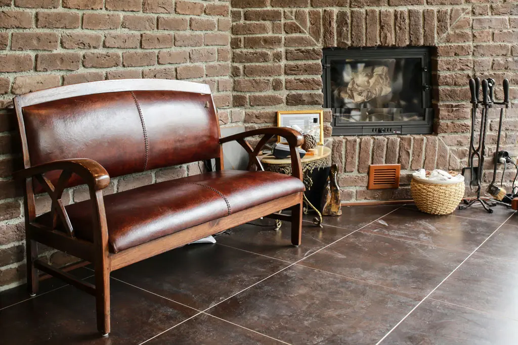 Kültür Tuğlası Old Brick Marron — uygulama görseli