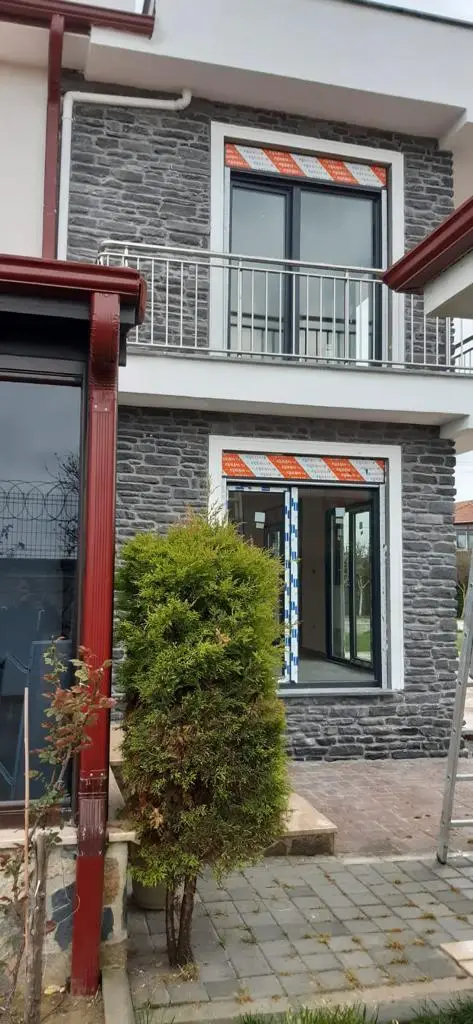 Kültür Taşı Montuno Antracita — uygulama görseli